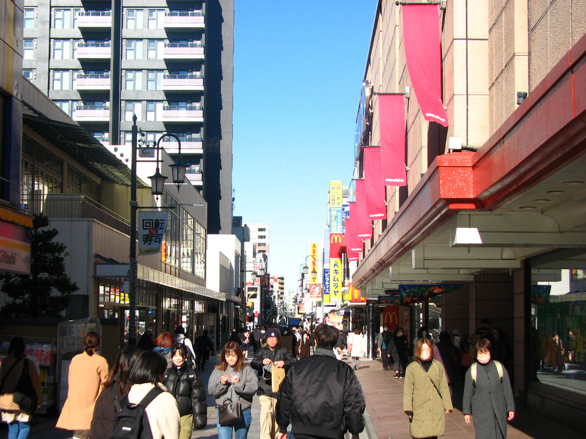 クレアモール 丸広百貨店前